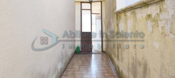 4 bedrooms House in Gagliano del Capo, Italy No. 105331 18