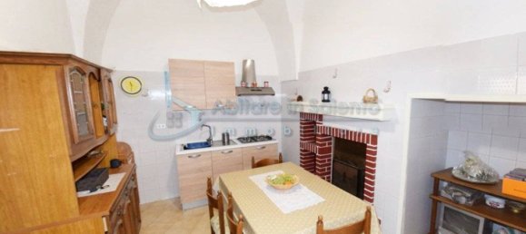 4 bedrooms House in Gagliano del Capo, Italy No. 105331 3