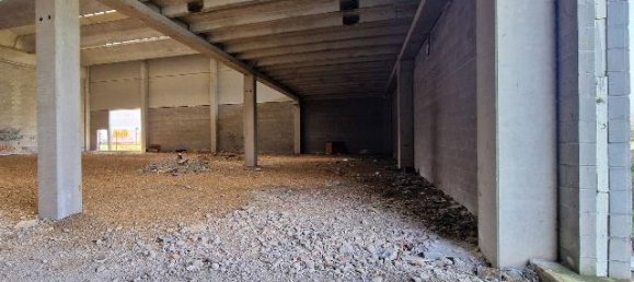 Armazém de 1 divisão em Abbiategrasso, Italy N.º 66179 9