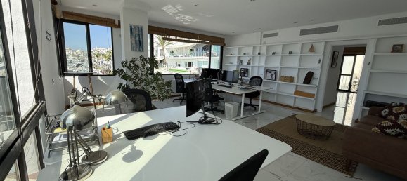 2 Schlafzimmer Penthouse in Marbella, Spain, Nr. 187389 8