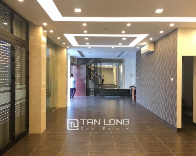 60m² Office in Tay Ho, Vietnam No. 2235
