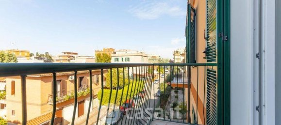 3 rooms Apartment in Rome, Italy No. 165454 11
