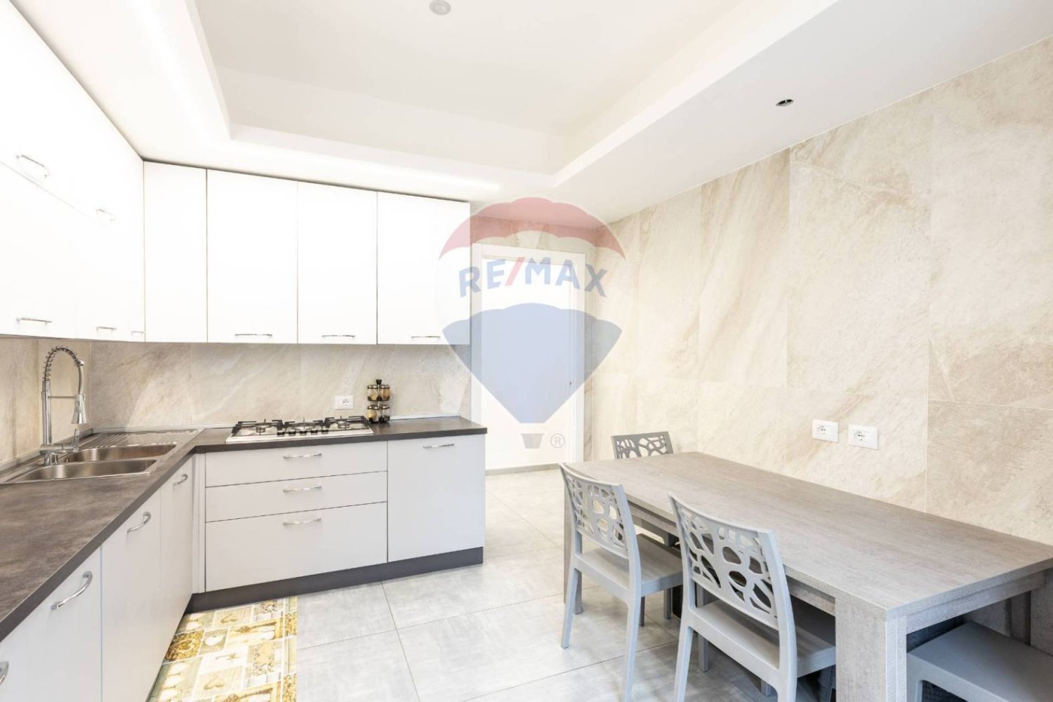 5 bedrooms House in Fidenza, Italy No. 341992