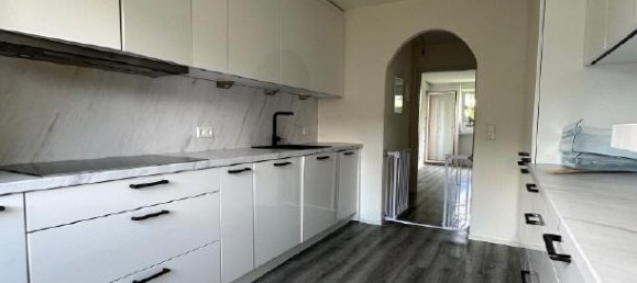 Квартира с 2 спальнями в Лёррах, Германия № 227242 6