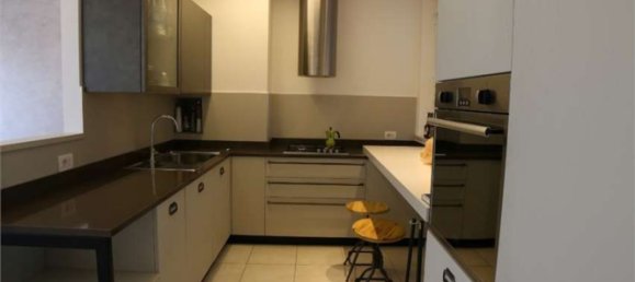 Квартира с 5 спальнями в Ези, Италия № 313477 2