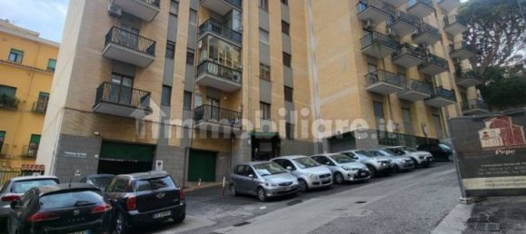5 rooms Apartment in Salerno, Italy No. 319828 7