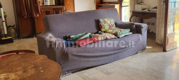 5 rooms Apartment in Salerno, Italy No. 319828 17