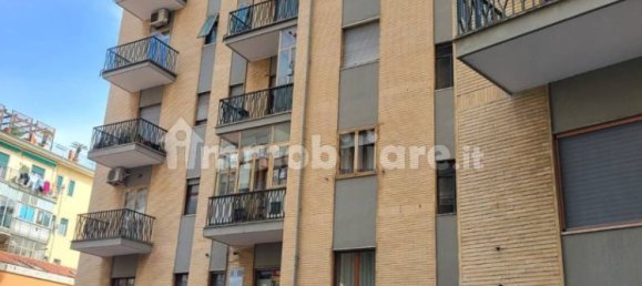 5 rooms Apartment in Salerno, Italy No. 319828 5