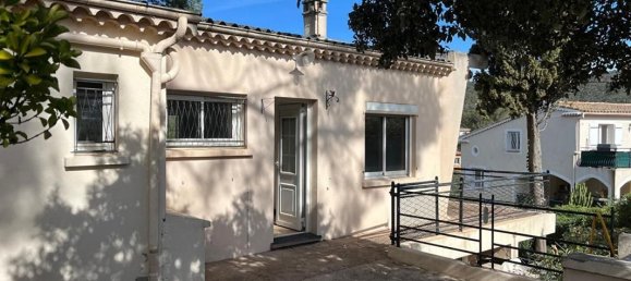 6 bedrooms Villa in Saint-Raphael, France No. 343426 15