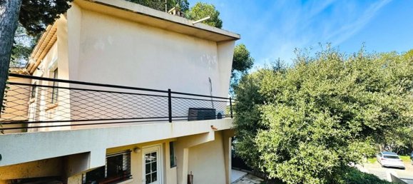 6 bedrooms Villa in Saint-Raphael, France No. 343426 14