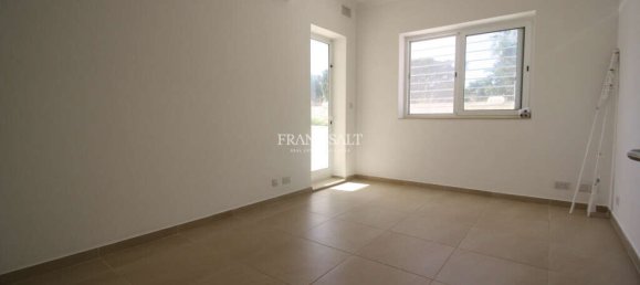 3 bedrooms Maisonette in Swieqi, Malta No. 9477 16