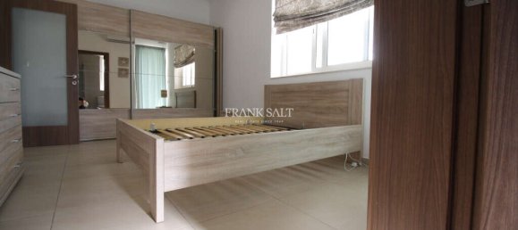 3 bedrooms Maisonette in Swieqi, Malta No. 9477 15