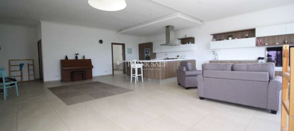 3 bedrooms Maisonette in Swieqi, Malta No. 9477 19