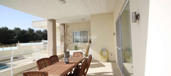 3 bedrooms Maisonette in Swieqi, Malta No. 9477 2