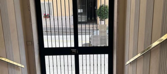 3 rooms Apartment in Rome, Italy No. 198214 9