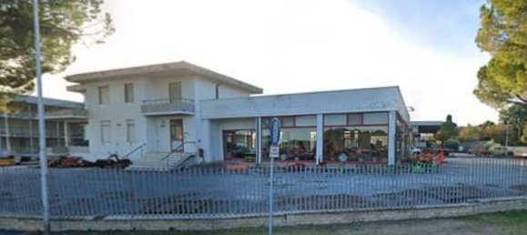 1555m² Warehouse in Treia, Italy No. 259059 5