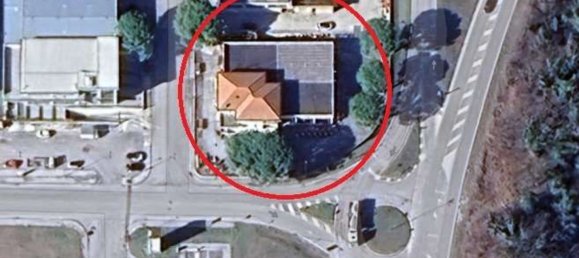 1555m² Warehouse in Treia, Italy No. 259059 12