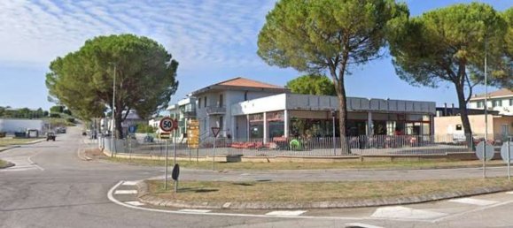 1555m² Warehouse in Treia, Italy No. 259059 10