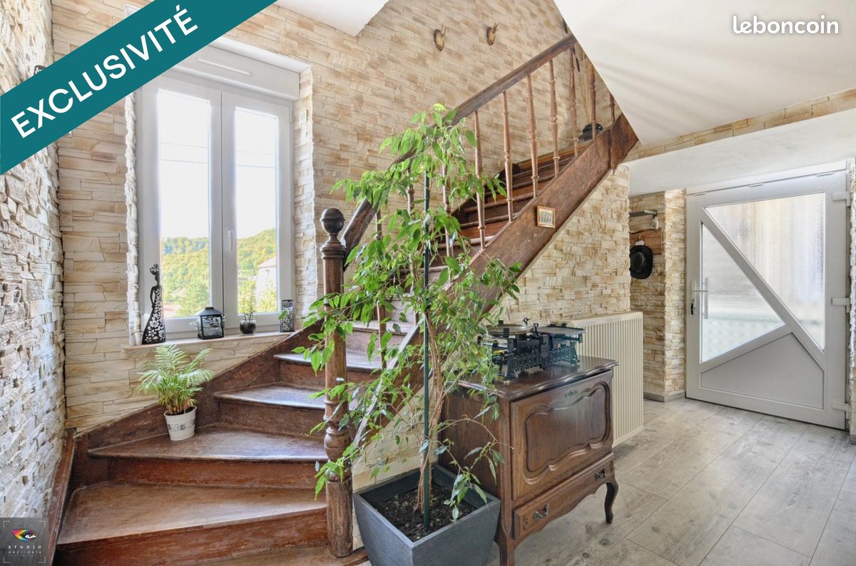 Casa de 3 dormitorios en Algrange, France No. 232504