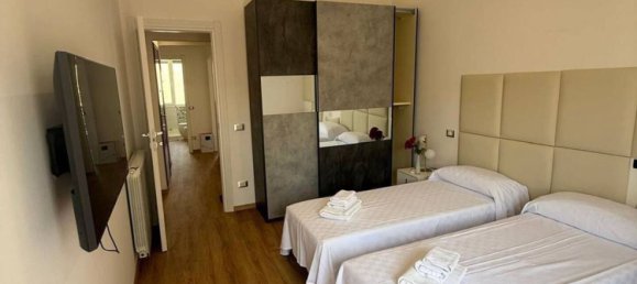 4 rooms Apartment in Viareggio, Italy No. 291017 9