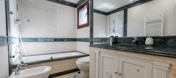 3 غرف نوم شقة في Estepona, Spain رقم 9956 4