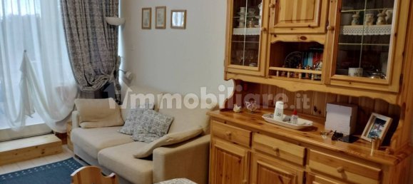 Apartamento de 2 dormitorios en Micigliano, Italy No. 311185 6