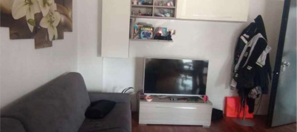 4 rooms Apartment in Garbagnate Milanese, Italy No. 6883 11