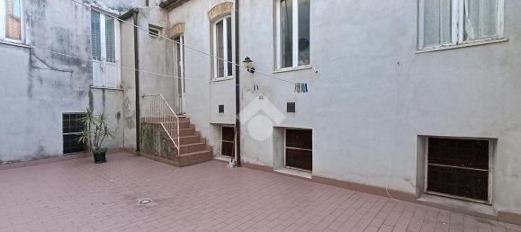 4 Schlafzimmer Haus in Atri, Italy, Nr. 320779 11
