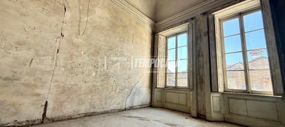 5-salle Appartement à Lodi, Italy No. 258136 8