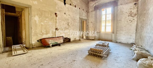 5-salle Appartement à Lodi, Italy No. 258136 9