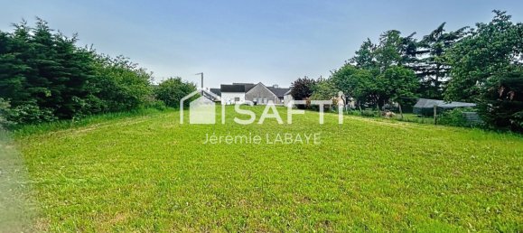 3400m² Land in Vineuil, France No. 61139 2
