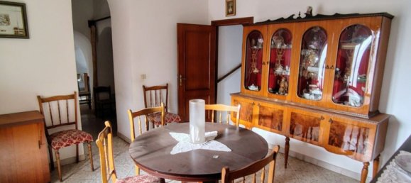 Дом с 3 комнатами в Монополи, Италия № 251174 6