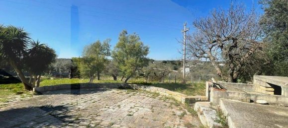 Дом с 3 комнатами в Монополи, Италия № 251174 18