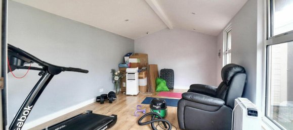 3 bedrooms House in Grays, United Kingdom No. 4967 32