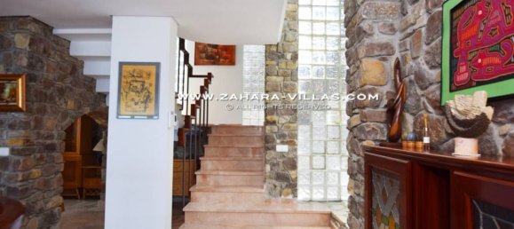 3 bedrooms House in Zahara de los Atunes, Spain No. 147964 5