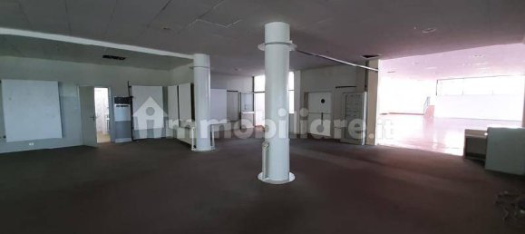 5 rooms Commercial property in Salò, Italy No. 78140 14