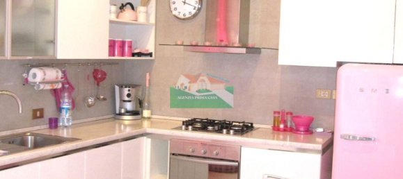 3 rooms Apartment in Ravenna, Italy No. 290627 7