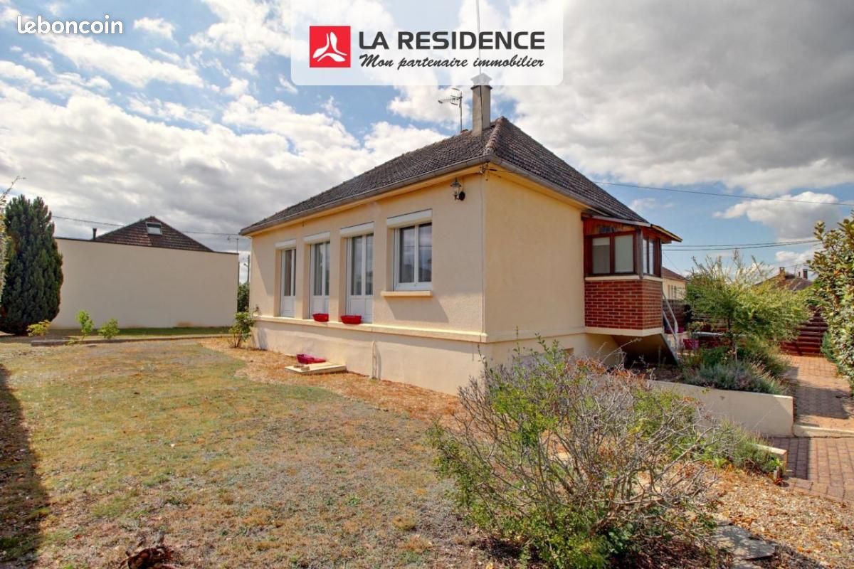 3 bedrooms Townhouse in Eure, France No. 356149