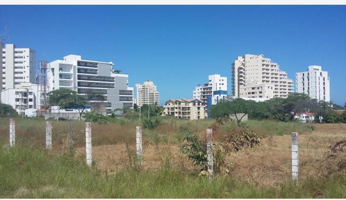  قطعة أرض في Guadalajara de Buga, Colombia رقم 504