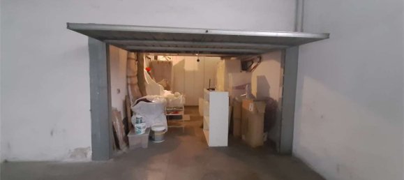 17m² Garage in Milan, Italy No. 316051 4