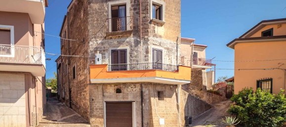 Apartamento T6 em Marzano Appio, Italy N.º 325664 2