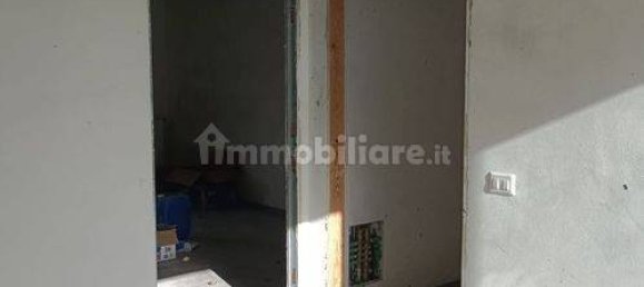 3 غرف نوم فيلا في Cadrezzate con Osmate, Italy رقم 91725 16