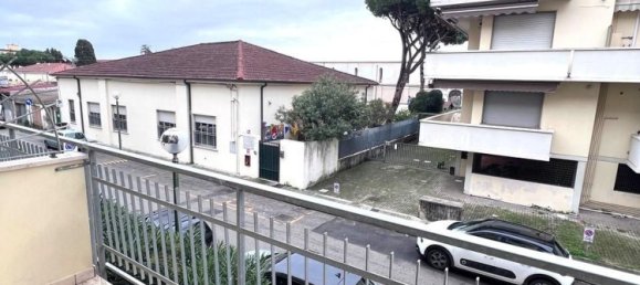 4 bedrooms Apartment in Viareggio, Italy No. 324235 19