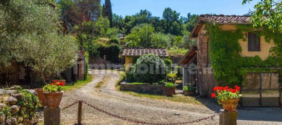 10 chambres Maison à Terranuova Bracciolini, Italy No. 228496 28