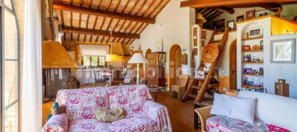 10 chambres Maison à Terranuova Bracciolini, Italy No. 228496 18