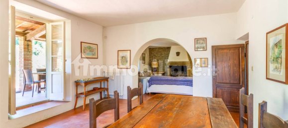 10 chambres Maison à Terranuova Bracciolini, Italy No. 228496 7