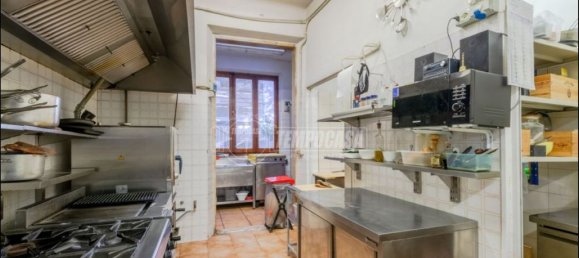 Коммерческая недвижимость 140м² в Порто Сант Эльпидио, Италия № 328327 4