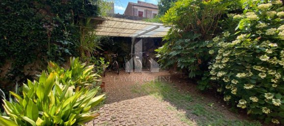 2 Schlafzimmer Wohnung in Ferrara, Italy, Nr. 303956 6