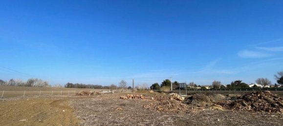 5855m² Land in Aigues-Mortes, France No. 114158 3