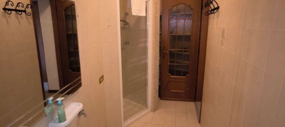 8-salle Villa à Laveno-Mombello, Italy No. 134387 19